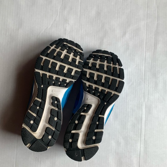 Blue Nike Running shoes - Picture 6 of 6